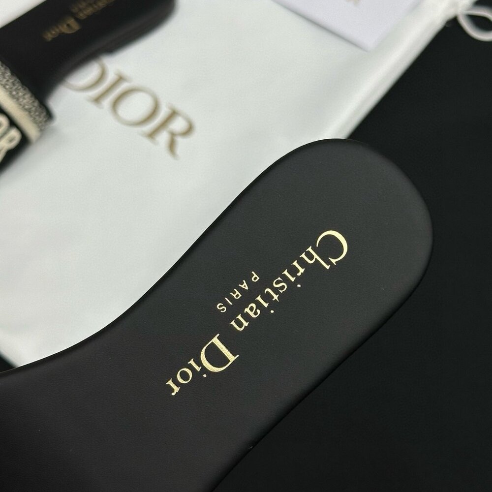 Christian Dior Sandals - Picture 3 of 9